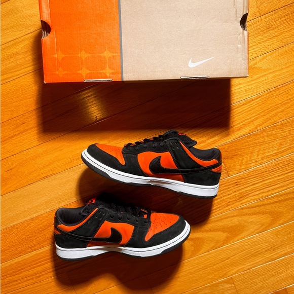 SOLD on the gram (@chillwillscloset) -Nike Pro B Dunk Low ”Flash” 2002 304292801 - Picture 3 of 11